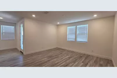 816 Loon Street, Lathrop, CA 95330 - Photo 12