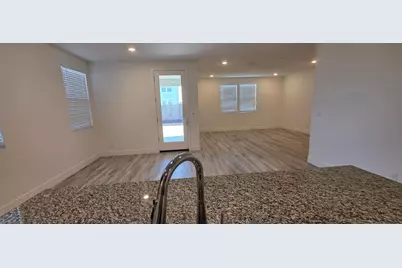 816 Loon Street, Lathrop, CA 95330 - Photo 8