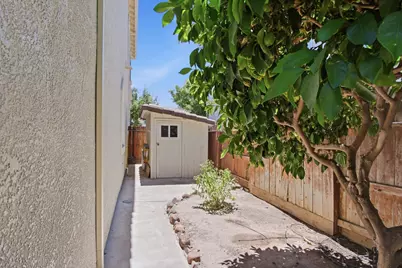 2835 Castleview Drive, Turlock, CA 95382 - Photo 32