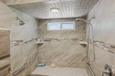 5652 Holiday Drive, Stockton, CA 95207 - Photo 10