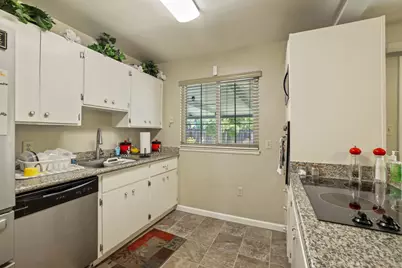 5652 Holiday Drive, Stockton, CA 95207 - Photo 34