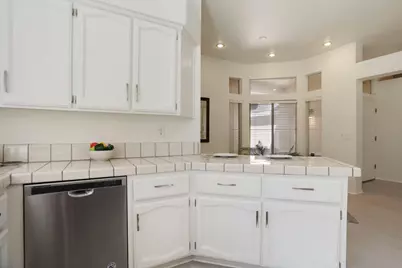 9459 Lockeridge, Sacramento, CA 95829 - Photo 22
