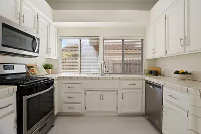 9459 Lockeridge, Sacramento, CA 95829 - Photo 20