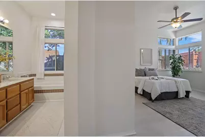 9459 Lockeridge, Sacramento, CA 95829 - Photo 30