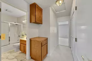 7409 Auburn Oaks Ct, Citrus Heights, CA 95621 - Photo 18
