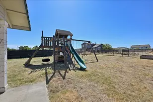 142 Todd Ln, Lincoln, CA 95648 - Photo 16