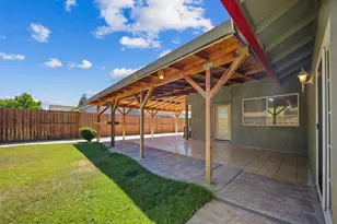 601 Crow Creek Dr, Galt, CA 95632 - Photo 6