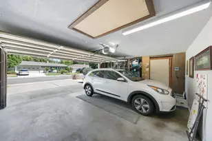 4400 Capri Way, Sacramento, CA 95822 - Photo 58