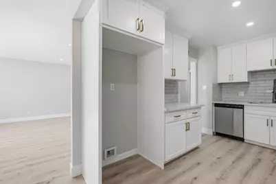 5408 78th Street, Sacramento, CA 95820 - Photo 8