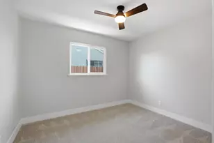 5408 78th St, Sacramento, CA 95820 - Photo 12