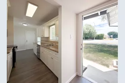 1073 Phillips Road, Yuba City, CA 95991 - Photo 10
