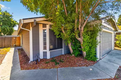 5704 Glassboro Way, Sacramento, CA 95842 - Photo 4