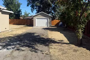 2217 E Hazelton Ave, Stockton, CA 95205 - Photo 4