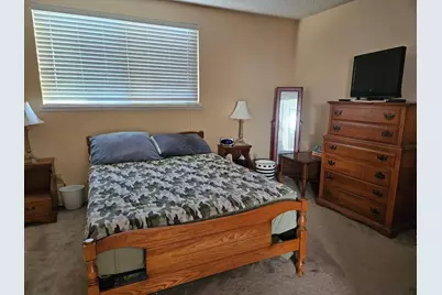 1366 Wimbledon Way, Manteca, CA 95336 - Photo 4