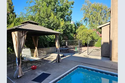 1366 Wimbledon Way, Manteca, CA 95336 - Photo 10