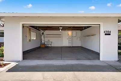4304 Iowa Avenue, Sacramento, CA 95824 - Photo 24