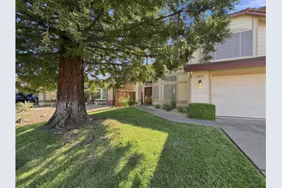 8874 Starfall Way, Elk Grove, CA 95624 - Photo 2