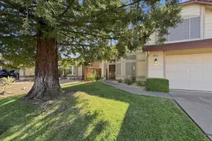 8874 Starfall Way, Elk Grove, CA 95624 - Photo 2