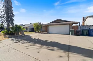7905 Scottsdale Dr, Sacramento, CA 95828 - Photo 2