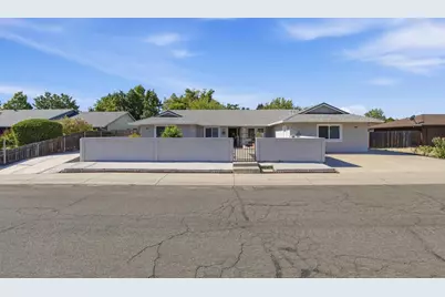 1906 Elliott Drive, Yuba City, CA 95993 - Photo 2