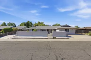 1906 Elliott Dr, Yuba City, CA 95993 - Photo 2