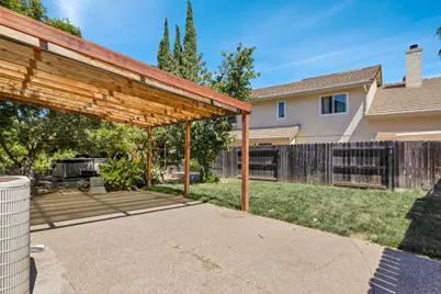 9235 Santenay Way, Sacramento, CA 95829 - Photo 38