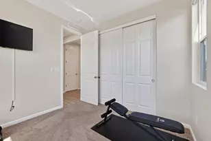 8285 Courage Dr, Sacramento, CA 95829 - Photo 4