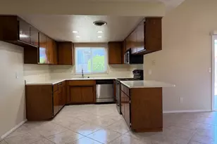 1571 Camino De Flores, Yuba City, CA 95993 - Photo 10