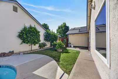 1747 Tourney Way, Sacramento, CA 95833 - Photo 14