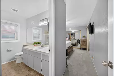 1747 Tourney Way, Sacramento, CA 95833 - Photo 8