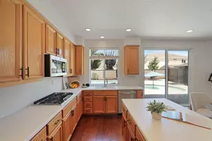 305 Christopher Michael Ln, Tracy, CA 95377 - Photo 18