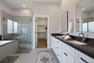 9403 E Jahant Road, Acampo, CA 95220 - Photo 12