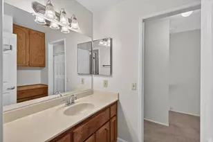 208 Wales Dr, Folsom, CA 95630 - Photo 18