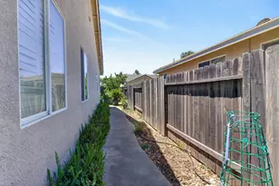 10038 Waterfield Dr, Elk Grove, CA 95757 - Photo 44