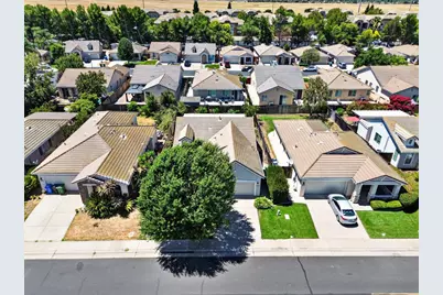 10038 Waterfield Drive, Elk Grove, CA 95757 - Photo 54
