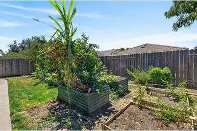 10038 Waterfield Drive, Elk Grove, CA 95757 - Photo 50