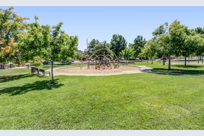 20 Loma Verde Court, Sacramento, CA 95822 - Photo 42