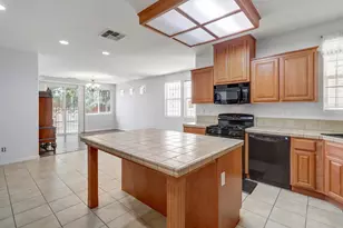 20 Loma Verde Ct, Sacramento, CA 95822 - Photo 14