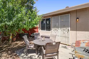20 Loma Verde Ct, Sacramento, CA 95822 - Photo 32