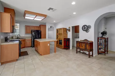 20 Loma Verde Court, Sacramento, CA 95822 - Photo 8