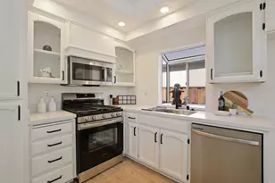 330 Falcon Ct, Tracy, CA 95376 - Photo 18