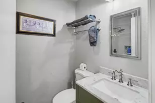 11589 Snowpeak Way, Truckee, CA 96161 - Photo 14