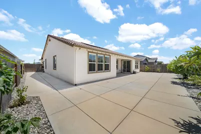 10442 Montaria Way, Elk Grove, CA 95757 - Photo 54