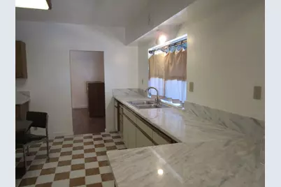 61 E Ellis Street, Stockton, CA 95204 - Photo 8