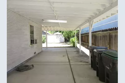 61 E Ellis Street, Stockton, CA 95204 - Photo 22