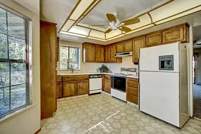 8000 Wonder Street, Citrus Heights, CA 95610 - Photo 10
