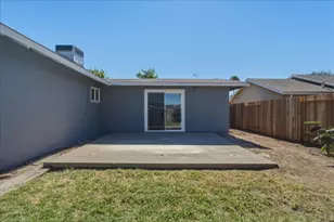 7117 Delhaven Way, North Highlands, CA 95660 - Photo 32