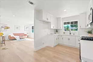 7117 Delhaven Way, North Highlands, CA 95660 - Photo 8