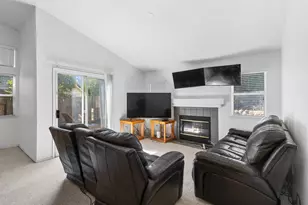 4421 Limnos Ct, Elk Grove, CA 95758 - Photo 18