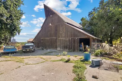 236 N Missouri Avenue, Waterford, CA 95386 - Photo 28